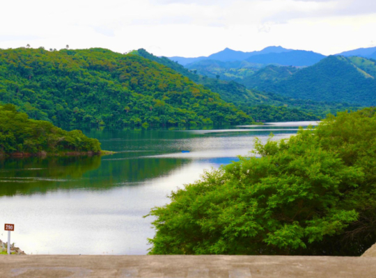 Abinader supervisó la mañana de este domingo las presas de Hatillo, Monción, Tavera y Rincón para verificar los niveles de sus embalses