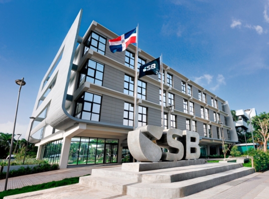 Superintendencia de Bancos celebra 78 años de evolución y compromiso con la salud del sistema y la protección de los usuarios