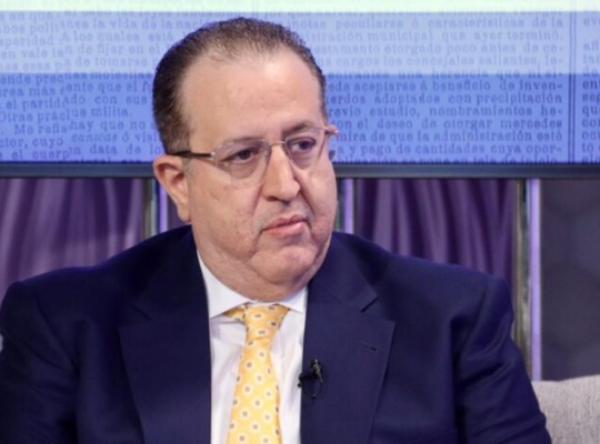 Hacienda abre debate sobre posible ajuste parcial de salarios en el sector público