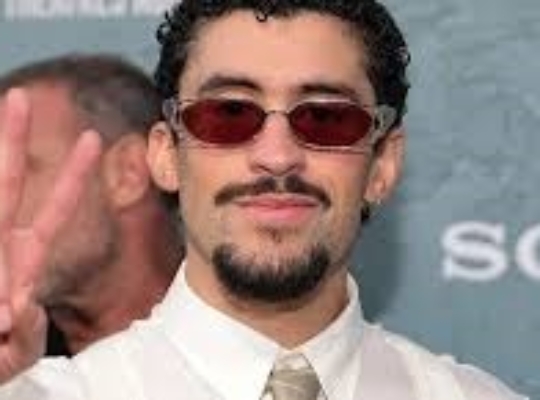 Bad Bunny responde a las críticas por su participación en el Super Bowl