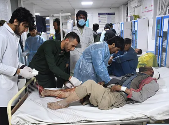 Al menos 20 muertos y más de 300 heridos por el terremoto en el norte de Afganistán