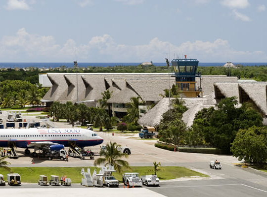 Gobierno invertirá US$700 millones en sistema aeroportuario: 4 aeropuertos serán remozados y ampliados