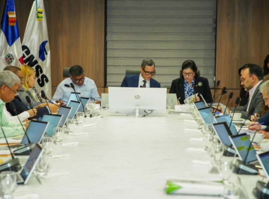 CNSS aprueba el per cápita diferenciado que favorece a población vulnerables