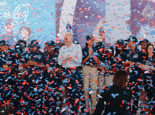 Ministerio de Educación lanza el voluntariado Agentes al 100 para impulsar la formación en valores y liderazgo estudiantil