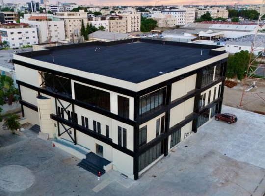 Pasaportes comienza mudanza a su nuevo edificio