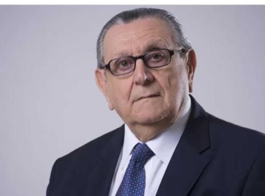 DON JULIO HAZIM: EL FARO INQUEBRANTABLE DE LA OPINIÓN DOMINICANA