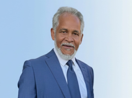 TUS DIENTES EN 72 HORAS CON IMPLANTES ESTRATÉGICOS CORTICO BASALES DE IHDE DENTAL