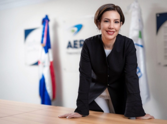 Tras apagón en el AILA y en proceso de multa Mónika Infante dejará la dirección de Aerodom  