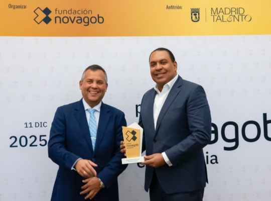 República Dominicana recibe premio NovaGob por el programa Burocracia Cero