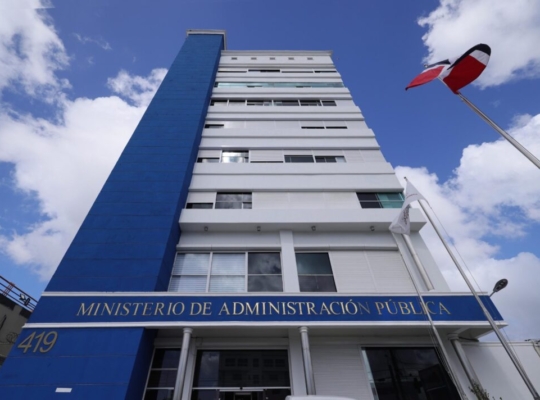 Gobierno cambia Cartas Compromiso por Cartas de Servicios para mejorar atención al ciudadano