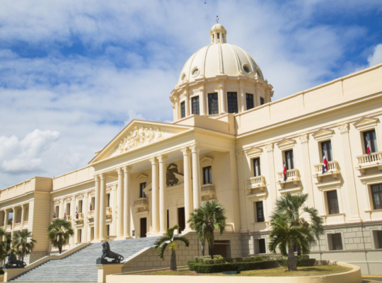 Movimiento político en el Gobierno: Abinader designa nuevos ministros y refresca su equipo