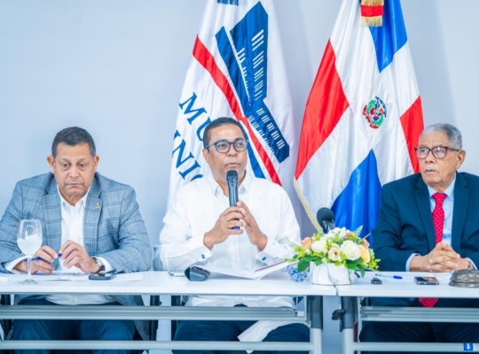 Liga Municipal Dominicana reporta avances significativos en la segunda gestión de Víctor D’Aza