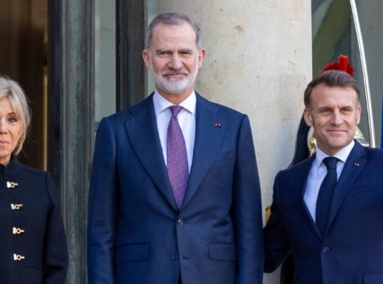 Macron recibe al rey Felipe VI en el Elíseo para una reunión privada