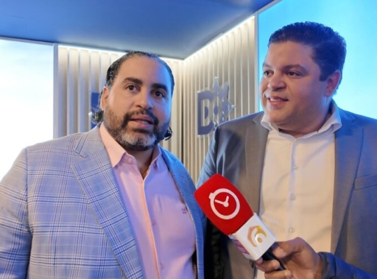 Grupo Manzano destaca alianza con líneas aéreas y apuesta por proyectos turísticos-deportivos en Punta Cana