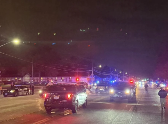 Un tiroteo en un funeral fuera de una iglesia mormona en Estados Unidos deja 2 muertos y 6 heridos