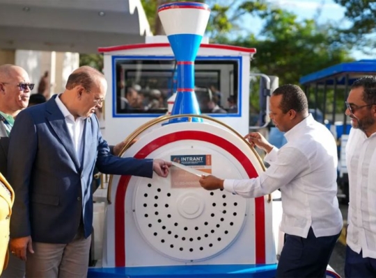  Milton Morrison y Ulises Rodríguez respaldan el Roco Tren como modelo de movilidad turística y orden urbano en Santiago