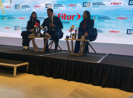 Ministerio de Turismo proyecta que este año se podría captar más de 4 mil millones de dólares en inversiones en el sector en FITUR