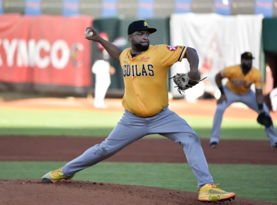 Águilas Cibaeñas derrotan a los Toros y empatan en segundo lugar