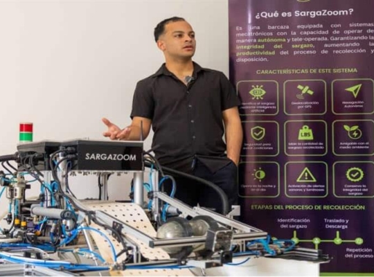 República Dominicana ya cuenta con una máquina autónoma para la recolección de sargazo llamada «SargaZoom»