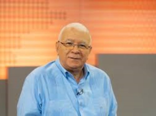 Emilio Ángeles anuncia primicia sobre designación de Tomás Hernández Alberto en el Banco Agrícola