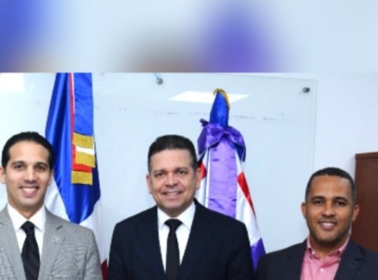 Director de ProIndustria destaca avances en digitalización tras visita a la Jurisdicción Inmobiliaria