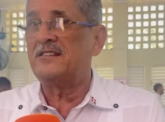 Tras hallazgo de armas blancas y vapers en mochilas de estudiantes director en Navarrete hace un llamado a los padres