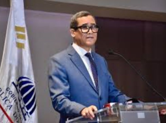 Eddy Olivares enfrenta retos sindicales y empresariales con una agenda de cambio y eficiencia