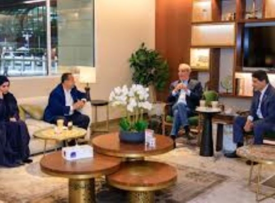 Presidente Abinader llega a Dubái para participar en la Cumbre Mundial de Gobiernos