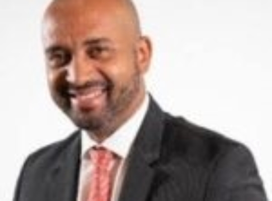 Cuando el amor impulsa el destino: el legado de Joaquín Caraballo y el poder de una gran pareja