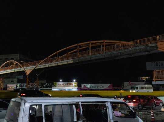 Obras Públicas cerrará el kilómetro 9 de la autopista Duarte por retiro de puente peatonal