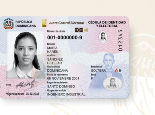 La JCE inicia este domingo con la entrega a cada ciudadano de su nueva cédula de identidad y electoral. 