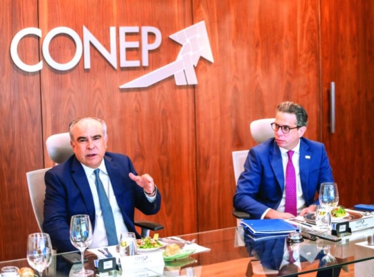 Empresarios apuestan por diálogo y eficiencia del gasto frente a incertidumbre internacional