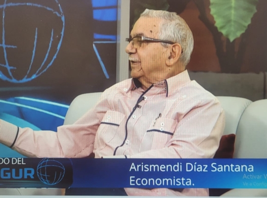 Proponen ajuste automático de cápita para reducir gasto de bolsillo en salud