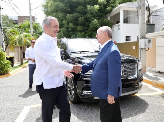 Hipólito respalda llamado de Abinader a un acuerdo nacional ante crisis