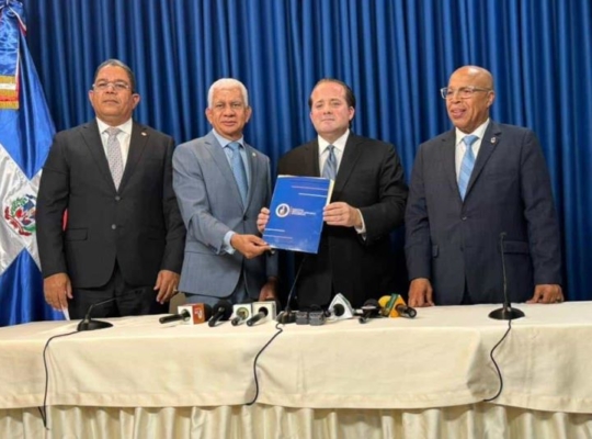 Proyecto de ley propone JCE no entregue recursos a partidos que reciban dinero del narcotráfico