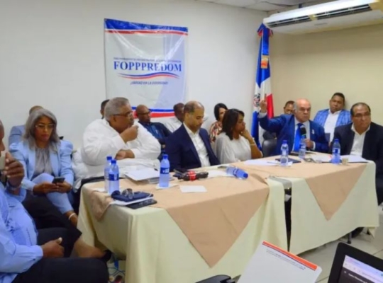 Fopppredom lanza propuesta de reorganización del gasto público para garantizar los ingresos necesarios al Gobierno