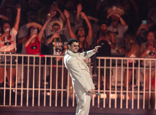 Bad Bunny convierte en un baile inolvidable el inicio de su histórica residencia en Madrid