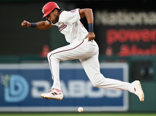 Grand slam dentro del parque de Wood pudo más que los 2 HRS de Bichette y uno de Soto