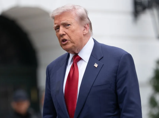 Trump dice que considera “seriamente” convertir a Venezuela en el estado 51 de EE. UU.