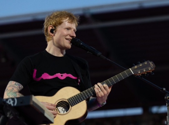 Todo listo para concierto de Ed Sheeran este sábado en el Estadio Quisqueya