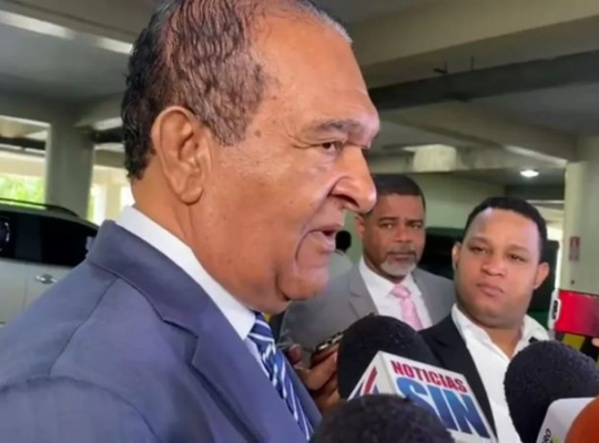 Transportistas proponen fijar combustible a RD$180 por galón en lugar de subsidio estatal
