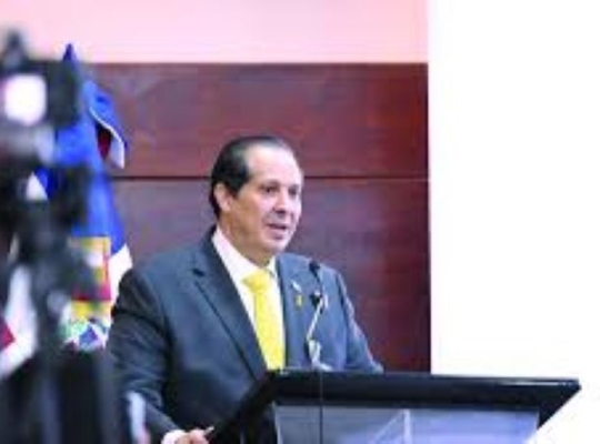 Víctor Atallah: “El norovirus siempre ha estado presente, no sé por qué crearon esa alerta”, dice ministro de Salud