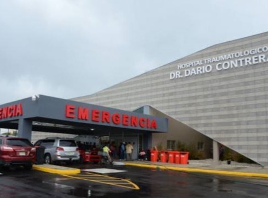 Director del Hospital Darío Contreras aclara incidente ocurrido en área de estacionamiento del centro