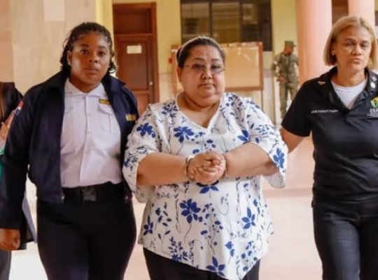 Imputada en caso Onco14 admite hechos y se compromete a colaborar con el MP