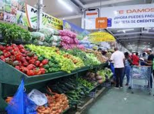 Alimentos, transporte y servicios elevan la canasta básica en más de RD$500 entre enero y mayo de 2026