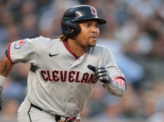 José Ramírez despacha su noveno jonrón y Guardianes barren serie a Yankees