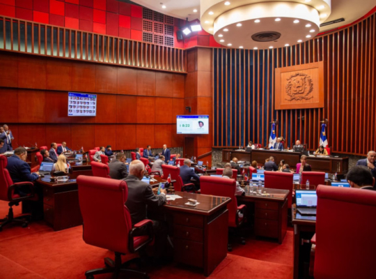 Senado aprueba préstamos que superan RD$27 mil millones