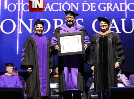 Roberto Fulcar recibe Doctor Honoris Causa en Innovación otorgado por Atlantic University