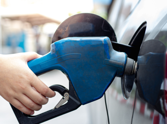 Mantienen combustibles congelados