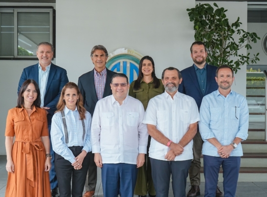 Sanz Lovatón estrecha vínculos con Grupo SID en favor de la competitividad y el crecimiento económico